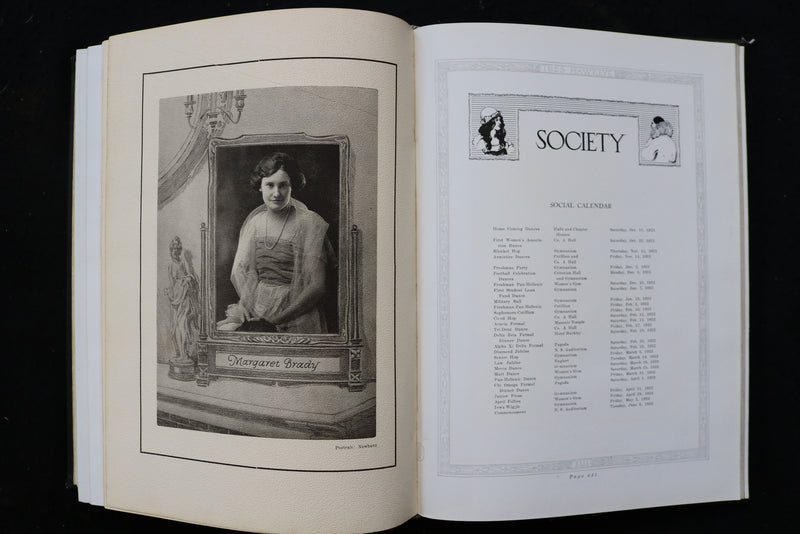 1923 THE HAWKEYE UNIVERSITY OF IOWA YEARBOOK - IOWA CITY, IOWA - YB 3538
