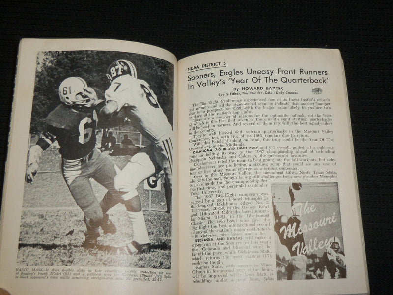 1968-1974 OFFICIAL COLLEGIATE FOOTBALL RECORD BOOK LOT OF 5 - SOFTCOVER- O 2908B