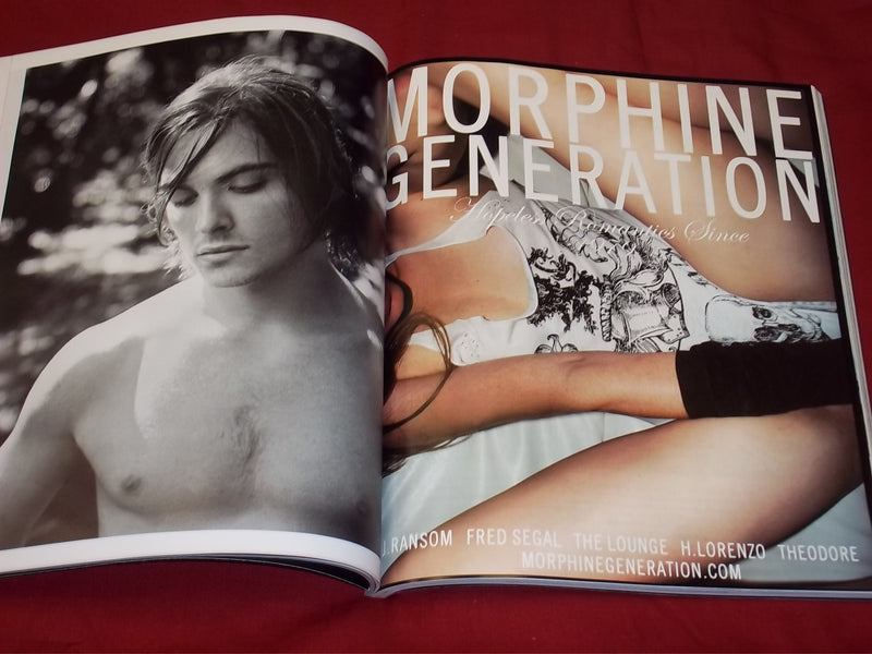 FLAUNT MAGAZINE ISSUE NO. 69 - INCLUDES AN INSERT - CHARLIZE THERON - RC 130