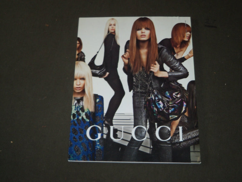 2009 OCTOBER W MAGAZINE - UMA THURMAN COVER - B 3427