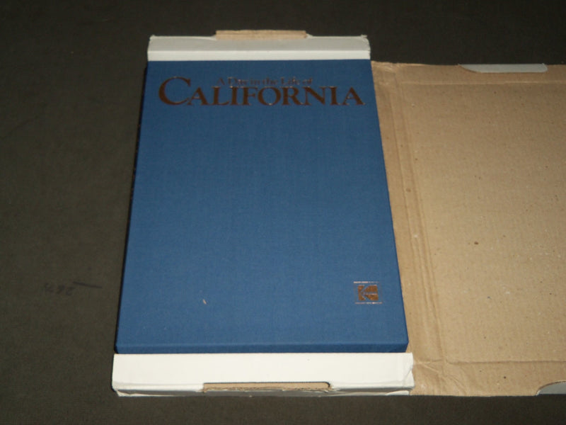 1988 A DAY IN THE LIFE OF CALIFORNIA BOOK IN ORIGINAL MAILING BOX - I 1592