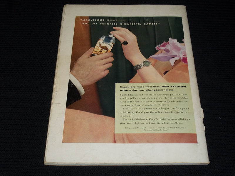 1933 AUGUST 15 TOWN & COUNTRY MAGAZINE - RICHARD CURRIER FRONT COVER - E 2529