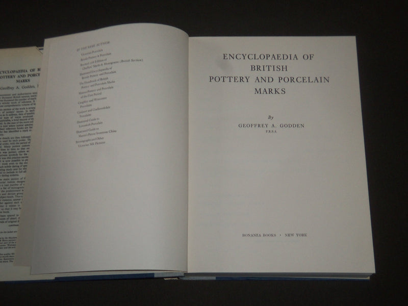 1964 ENCYCLOPEDIA OF BRITISH POTTERY & PORCELAIN MARKS BY GODDEN - KD 4070
