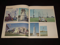 1970'S JOHN F. KENNEDY SPACE CENTER SOUVENIR BOOK - NICE PHOTOS - J 7883