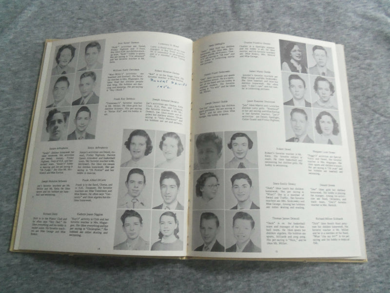 1952 ANNUAL SMEDLEY JUNIOR HIGH SCHOOL YEARBOOK - CHESTER, PENNSYLVANIA- YB 2792