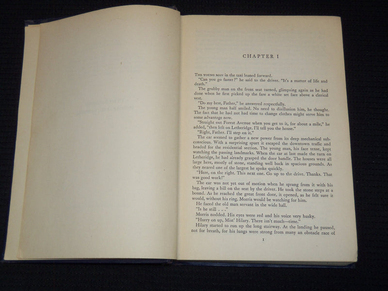 1948 THE BISHOP'S MANTLE HARDCOVER BOOK BY AGNES TURNBULL - KD 7937