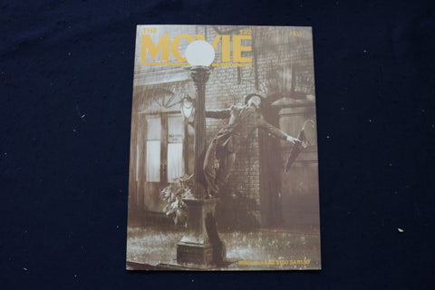 1982 THE MOVIE MAGAZINE - GENE KELLY - CHAPTER 132 COVER - E 18121