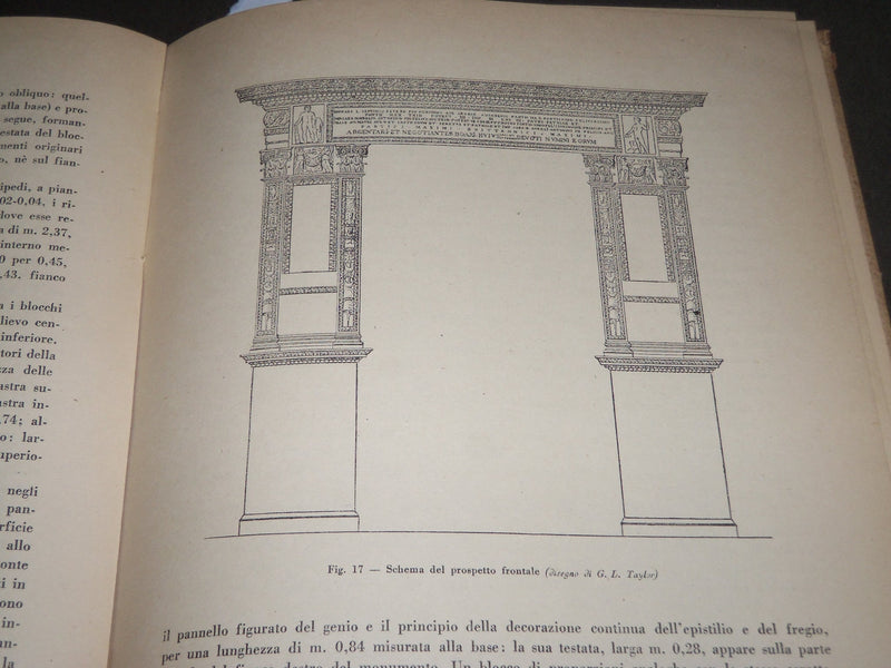 1946 L'ARCO DEGLI ARGENTARI BOOK BY MASSIMO PALLOTTINO - ITALIAN - R 270