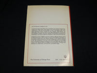 1986 NEW LIGHT ON OLD MASTERS SOFTCOVER BOOK BY GOMBRICH - KD 7324