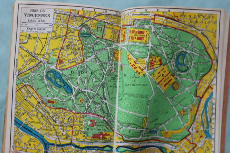 1965 PLAN-GUIDE DE PARIS - SOFTCOVER BOOK - K 2550