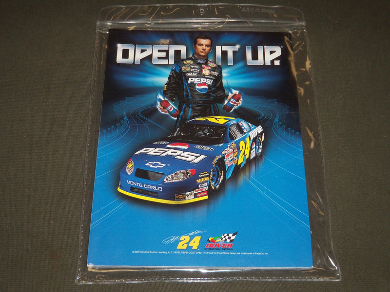 2005 DOVER INTERNATIONAL MONSTER WEEKEND PROGRAM OFFICIAL HOLDER PATCH - II 3125