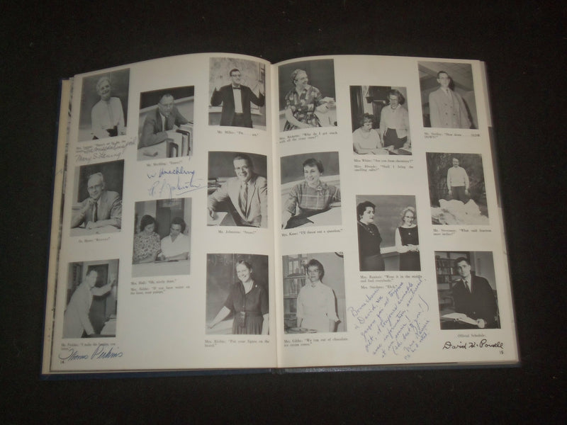 1961 MOORESETOWN FRIENDS' SCHOOL YEARBOOK - MOORESTOWN, NEW JERSEY - YB 2275