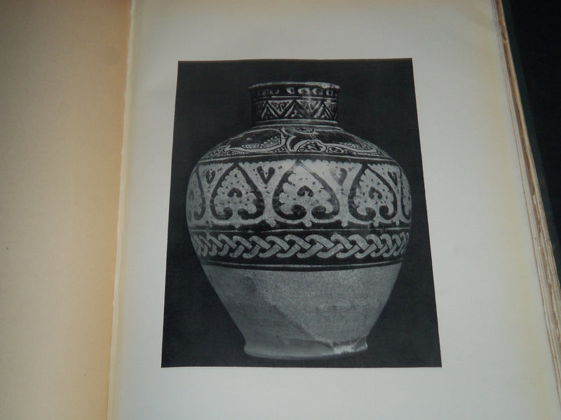 1926 ISLAMIC POTTERY A STUDY MAINLY HISTORICAL VOLUME BY A. J. BUTLER - Z 184