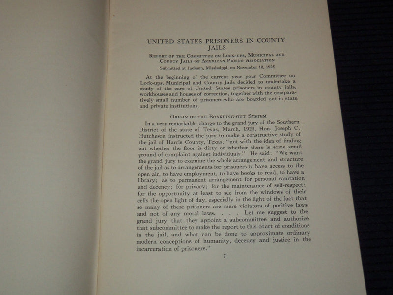 1926 UNITED STATES PRISONERS IN COUNTY JAILS REPORT BY HASTINGS H. HART - K 3106