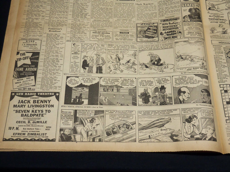 1938 SEPT 26 NEW BEDFORD STANDARD TIMES - ROOSEVELT ASKS PEACE - NT 8914