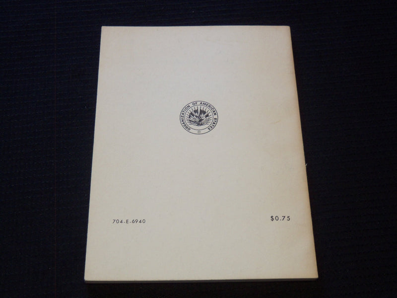 1966 ART IN LATIN AMERICA TODAY BOOK - GUATEMALA - J 7368