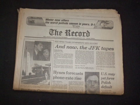 1982 FEB 4 THE RECORD-CENTRAL NEWSPAPER-THE JFK TAPES-600 CONVERSATIONS- NP 8302