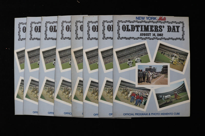 1982 AUGUST 14 METS OLDTIMERS' DAY SOUVENIR PROGRAM - LOT OF 8 - K 2931