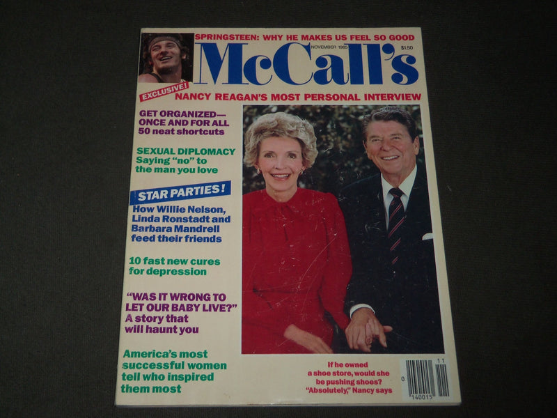 1985 NOVEMBER MCCALL'S MAGAZINE - NANCY & RONALD REAGAN COVER - B 2944