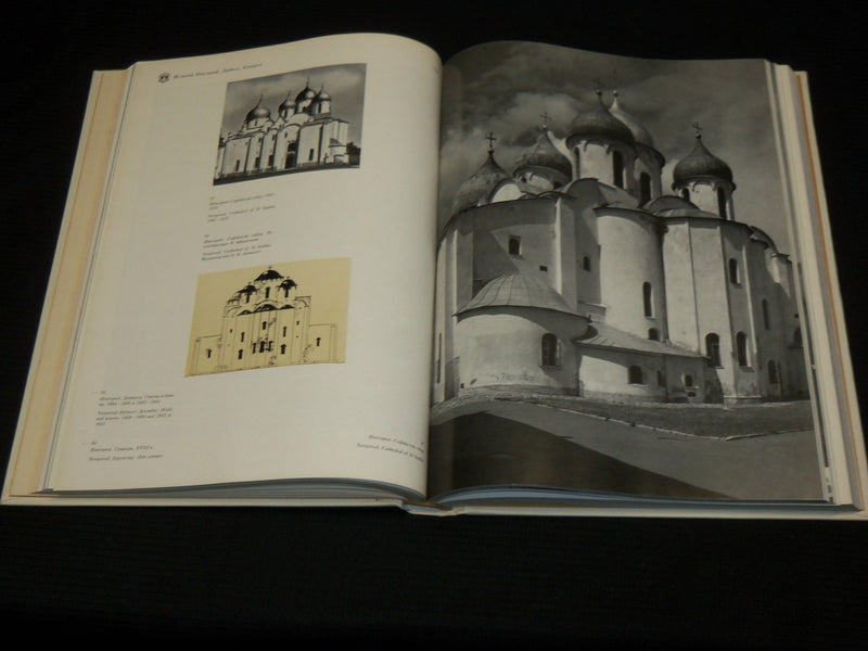 1972 OLD RUSSIAN TOWNS HARDCOVER BOOK W/ SLIPCASE - KOSTOCHKIN - R 718G