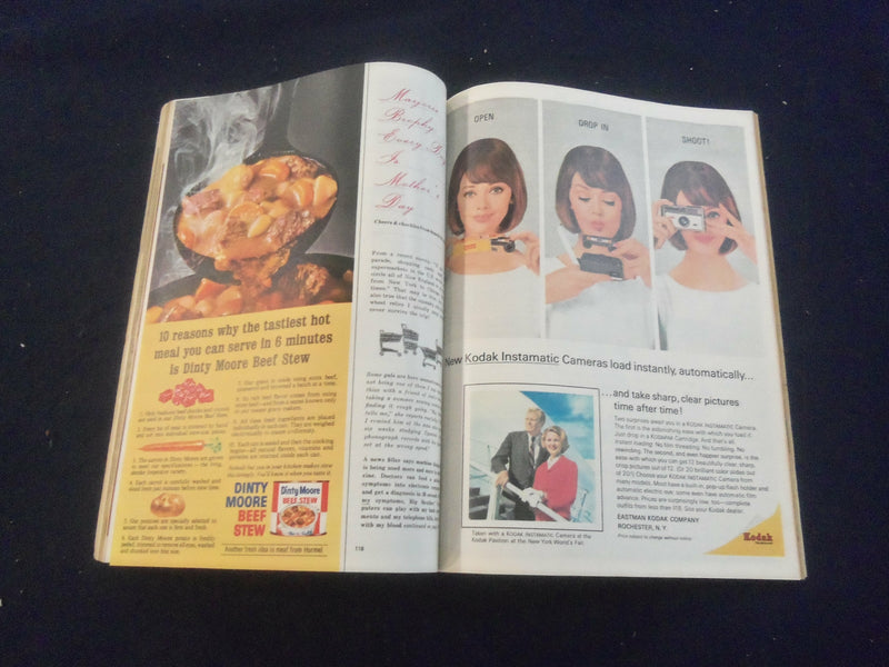 1964 AUGUST GOOD HOUSEKEEPING MAGAZINE - NICE COVER, ARTICLES & ADS - F 252Z