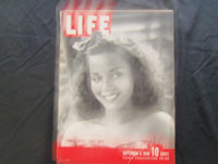1940 SEPTEMBER 9 LIFE MAGAZINE - SINGER CAROL BRUCE - L 199