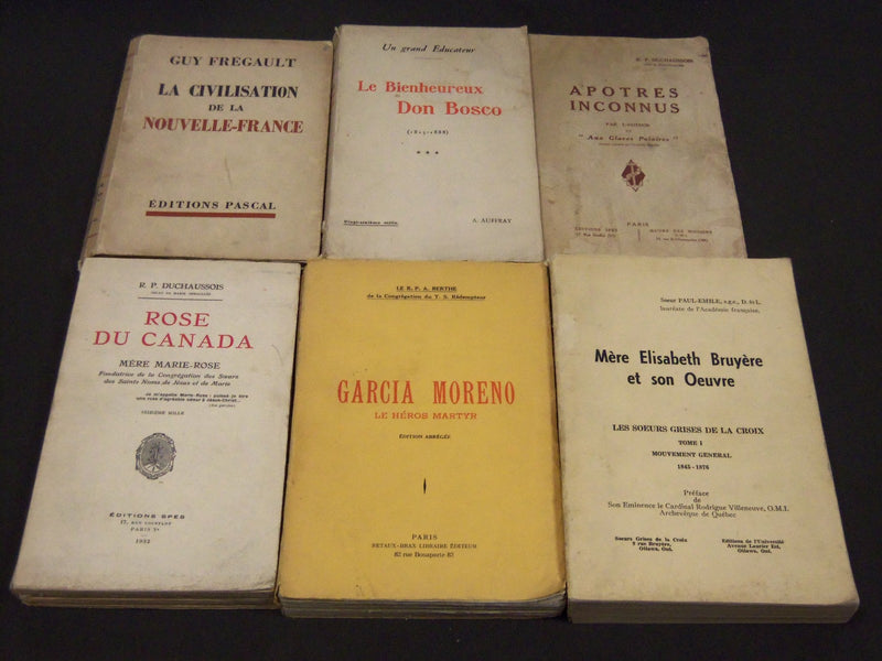 1930'S-1960'S ASSORTED FRENCH SOFTCOVER BOOK LOT OF 12 - KD 2102
