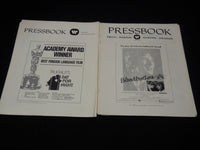 1970'S WARNER BROS. MOVIE PRESSBOOK LOT OF 20 - O 3813