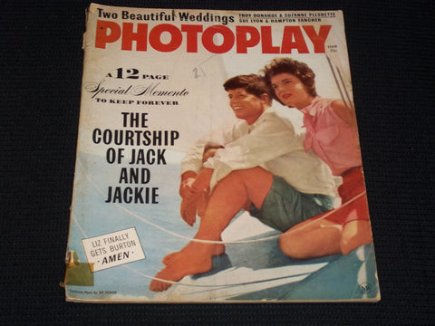 1964 MARCH PHOTOPLAY MAGAZINE - JFK & JACKIE KENNEDY FRONT COVER - E 1922