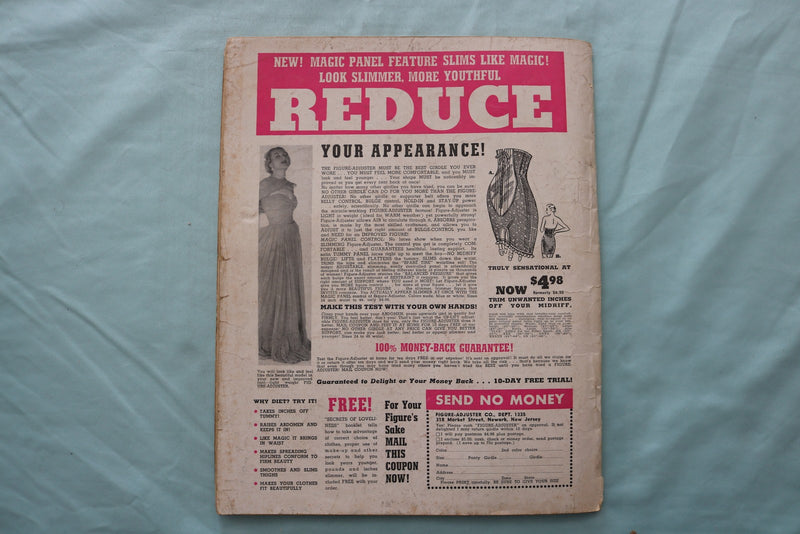 1951 FEBRUARY REAL ROMANCES MAGAZINE - CHARLENE COVER - E 26712
