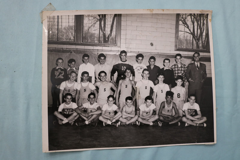 1955 OAK LILY AND IVY MILFORD HIGH SCHOOL YEARBOOK - MILFOR, MA. - YB 3571