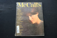1966 MAY MCCALL'S MAGAZINE - PAMELA TIFFIN COVER - E 9771