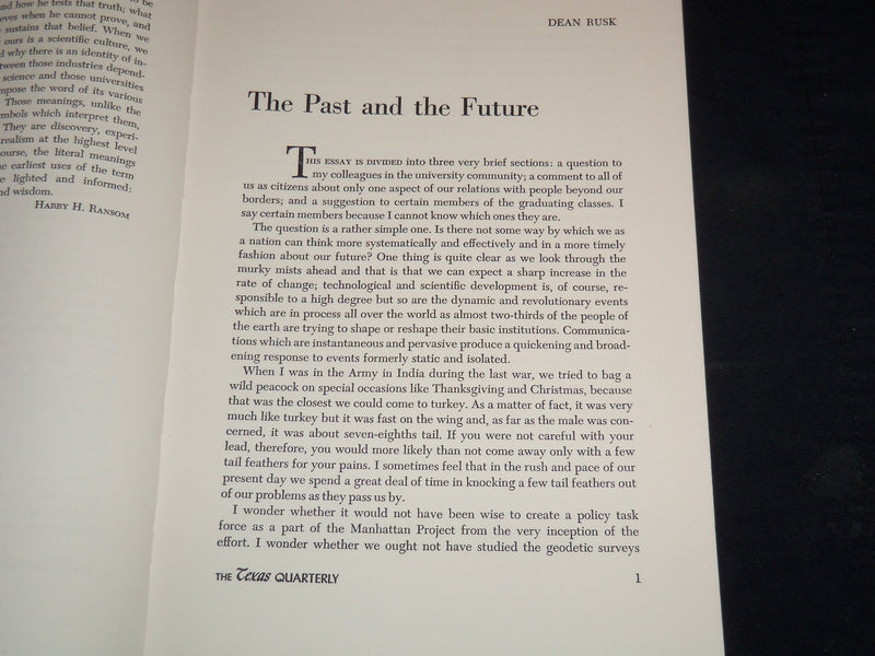 1960 SPRING THE TEXAS QUARTERLY MAGAZINE - THE PAST AND THE FUTURE - KD 2057I