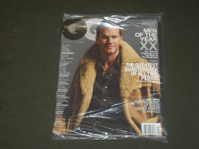 2015 DECEMBER GQ MAGAZINE - TOM BRADY COVER - 20TH ANNIVERSARY EDITION - B 2896