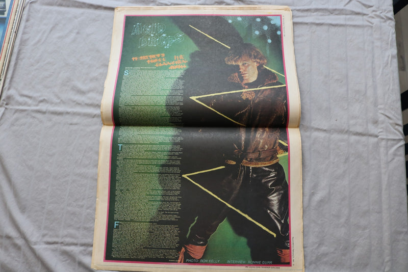 1981 FEBRUARY 21 RECORD MIRROR NEWSPAPER - GAVIN FRIDAY COVER - NP 9304
