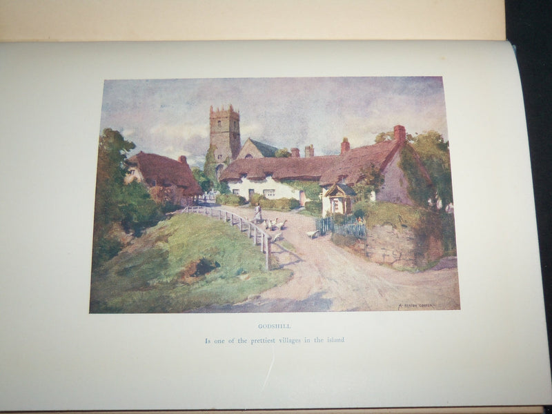 1911 ISLE OF WIGHT BEAUTIFUL BRITAIN HARDCOVER BOOK BY G. E. MITTON - KD 6770