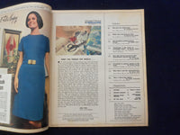 1971 NOV 14 CHICAGO TRIBUNE MAGAZINE SECTION-SCIENTOLOGISTS-ALEX KARRAS- NP 6422