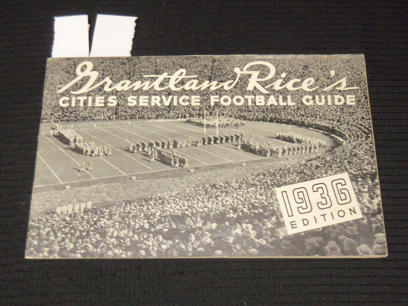 1936 GRANTLAND RICE'S CITIES SERVICE FOOTBALL GUIDE - SOFTCOVER - K 640