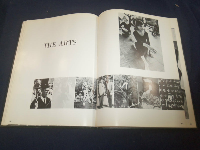 1965 CONTRAST WAGNER COLLEGE YEARBOOK - STATEN ISLAND, NEW YORK - YB 2400