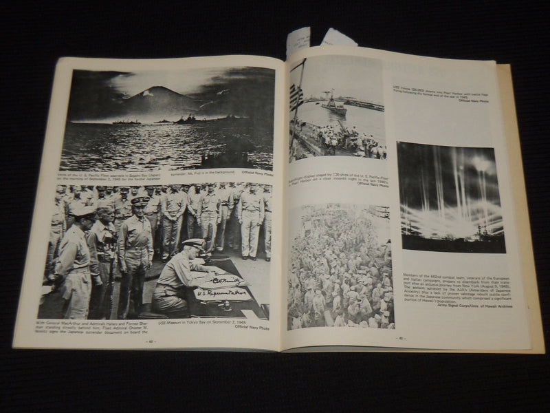 1981 PEARL HARBOR AND THE USS ARIZONA MEMORIAL PICTORIAL HISTORY BOOK - J 9907