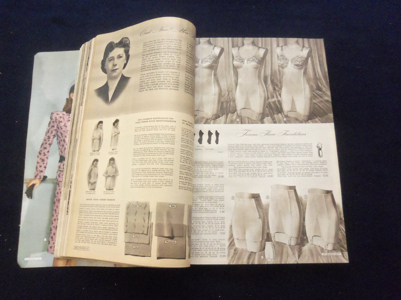 1945 SPRING AND SUMMER MONTGOMERY WARD CATALOG - CHICAGO, IL EDITION - R 94Q