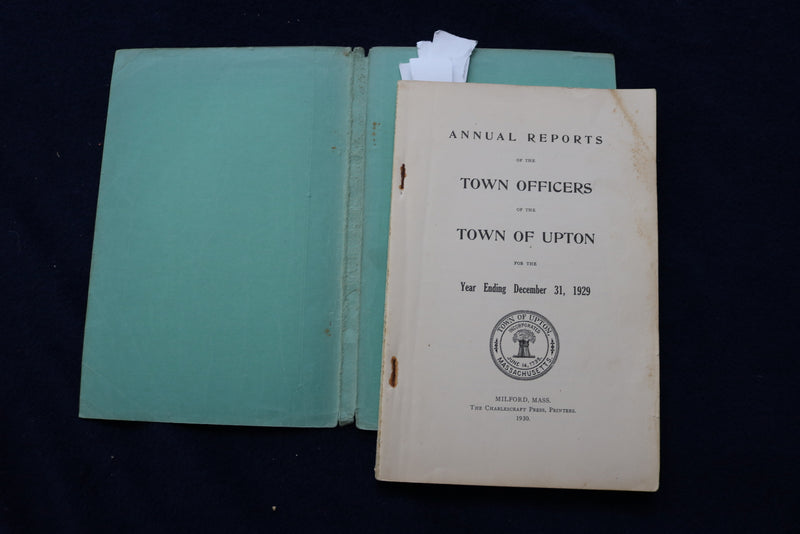 1929 UPTON TOWN OFFICERS ANNUAL REPORT SOFTCOVER BOOK - K 873