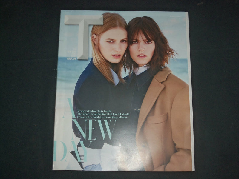 2017 APRIL 20 THE NEW YORK TIMES STYLE MAGAZINE - WOMEN'S FASHION - B 6395