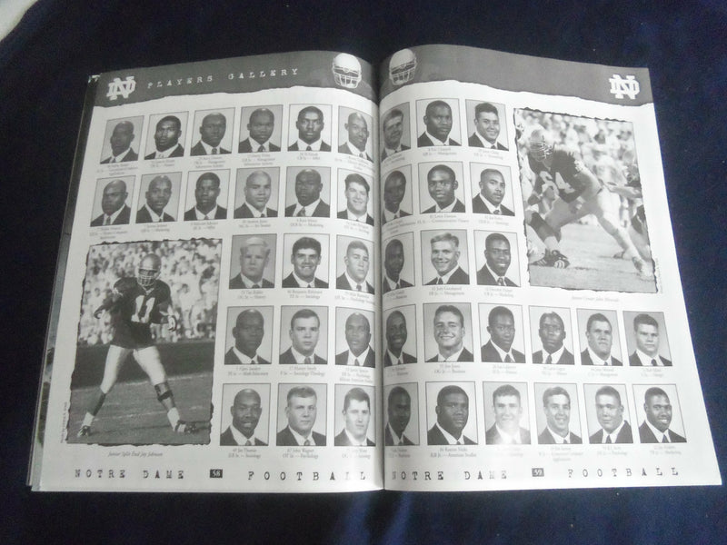 1998 OCTOBER 31 FOOTBALL PROGRAM - NOTRE DAME VS BAYLOR UNIVERSITY - SP 1213J