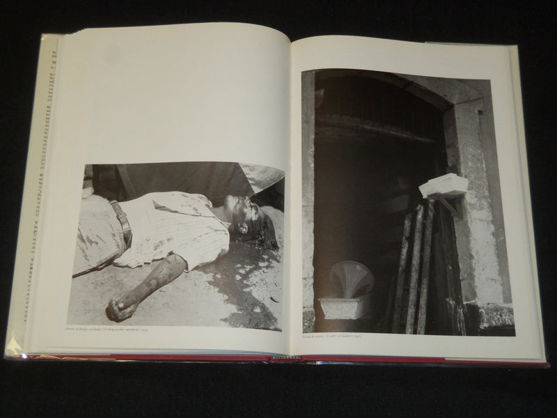 1981 WORLD PHOTOGRAPHY HARDCOVER BOOK BY BRYN CAMPBELL - NICE PHOTOS - I 1741