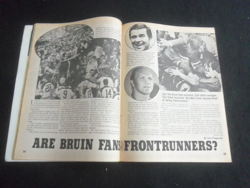 1973 DECEMBER SPORTS REVIEW SERIES HOCKEY MAGAZINE - BOBBY HULL COVER - B 6235Q