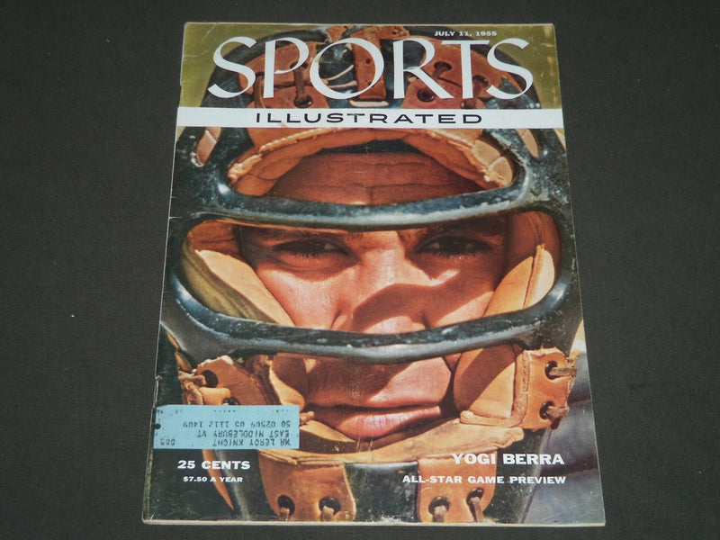 1955 JULY 11 SPORTS ILLUSTRATED MAGAZINE - YOGI BERRA COVER - PHOTOS - ST 4793