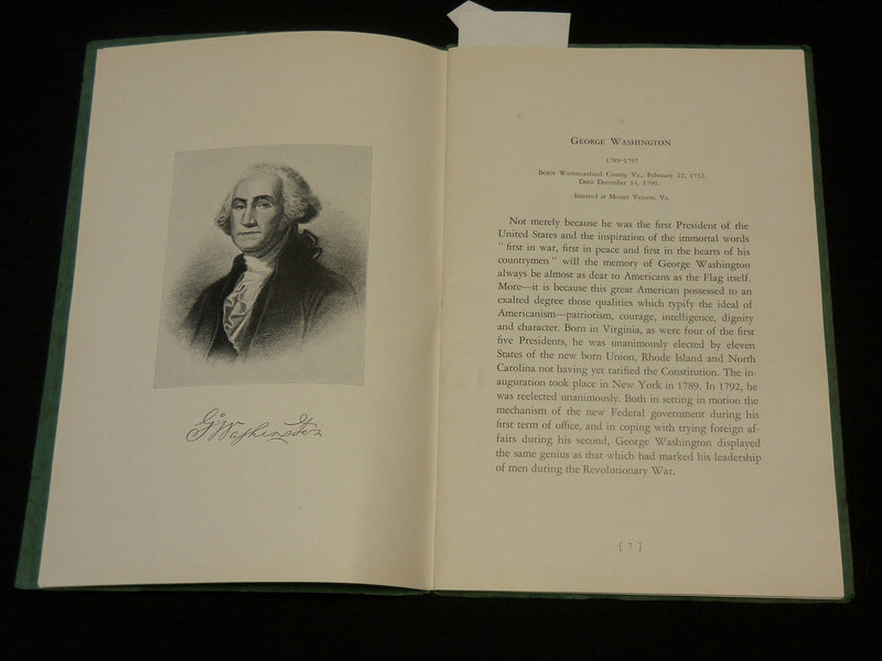 1932 THIRTY ONE PRESIDENTS SOFTCOVER BOOK - EDWARD JEROME VOGELER - J 7077