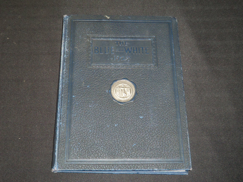 1929 THE BLUE AND WHITE WEST GERMANTOWN FRIENDS SCHOOL YEARBOOK - PA - YB 1915