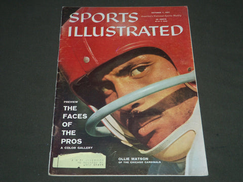 1957 OCTOBER 7 SPORTS ILLUSTRATED MAGAZINE - OLLIE MATSON COVER - ST 4795